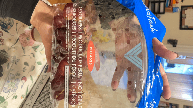 Vanguard Fresh Red Grapes