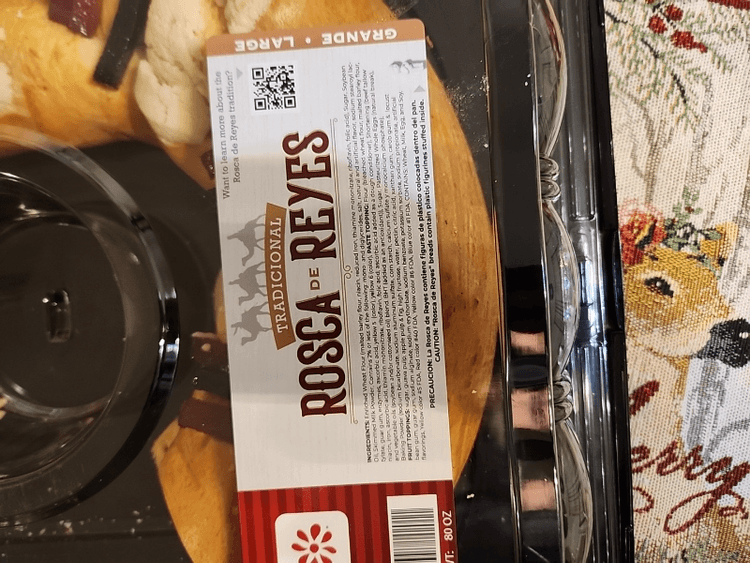 Cardenas Markets Tradicional Rosca De Reyes Bread Large