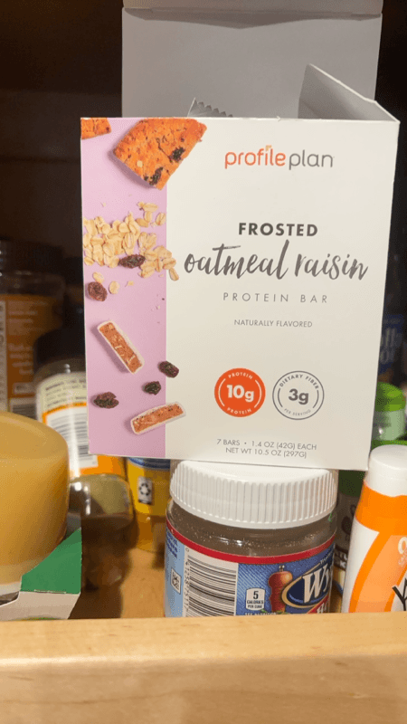 Profile Plan Frosted Oatmeal Raisin Protein Bar