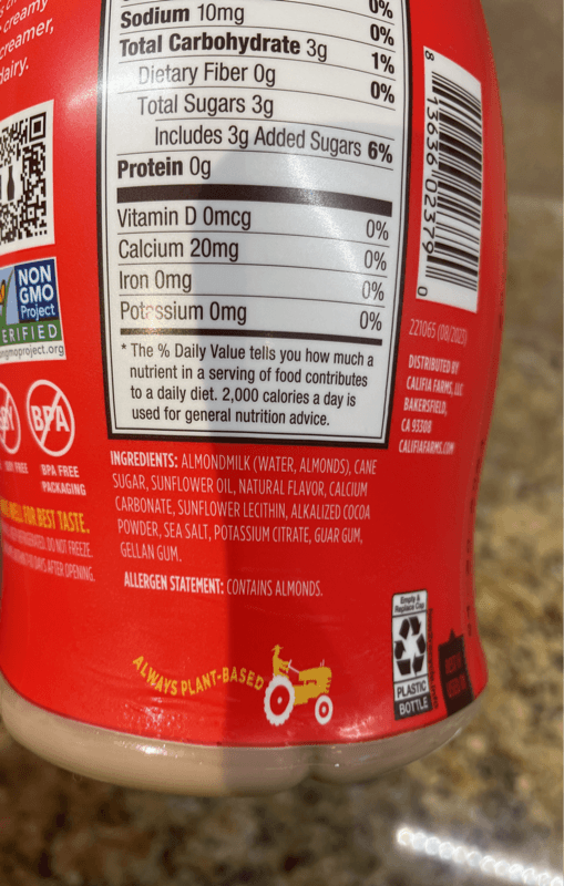 Califia Farms Chocolate Strawberry Almond Creamer