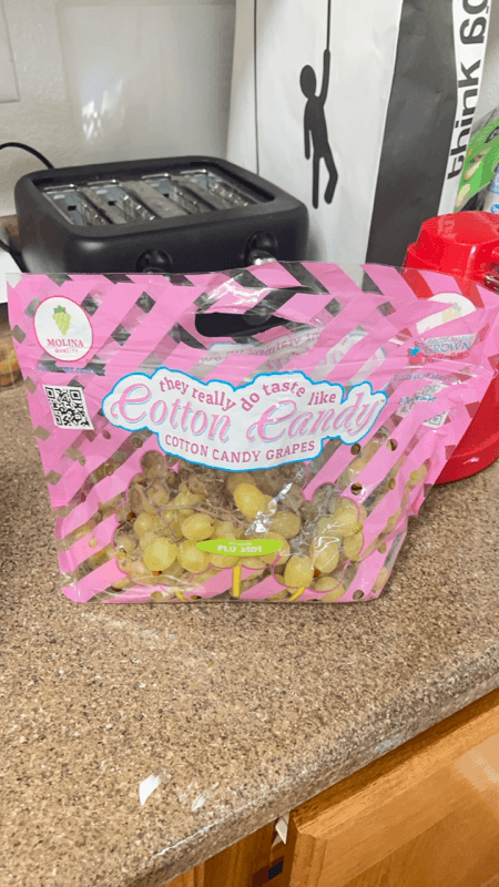 Molina Quality Cotton Candy Grapes
