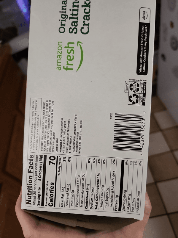 Amazon Fresh Original Saltine Crackers