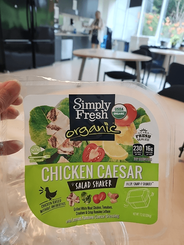 Simply Fresh Organic Chicken Caesar Salad Shaker