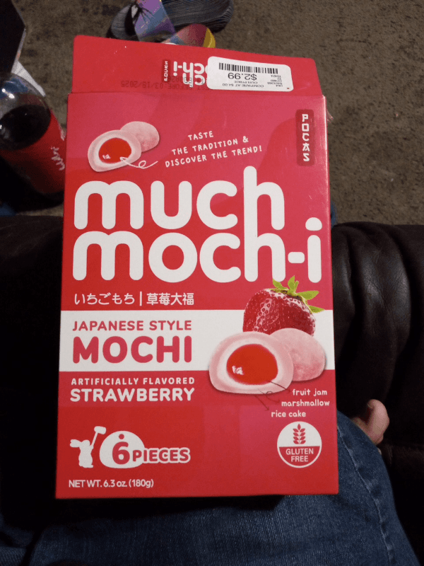 Pocas Much Moch-I Japanese Style Mochi Strawberry Flavor