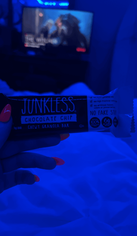 Junkless Chocolate Chip Chewy Granola Bar