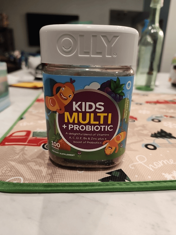 Olly Kids Multi + Probiotic Yum Berry Punch Dietary Supplement