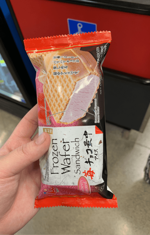 Imuraya Strawberry Choco Monaka  Wafer Sandwich