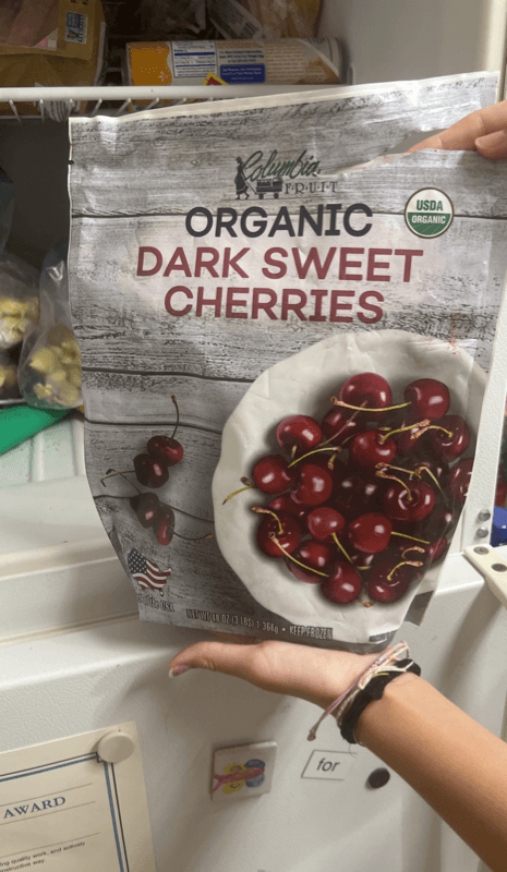 Columbia Fruit Organic Dark Sweet Cherries