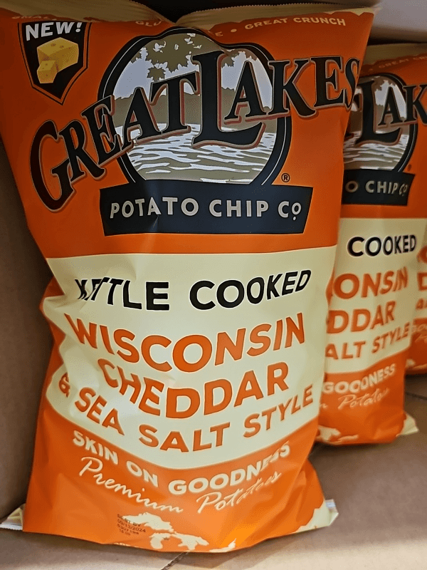 Great Lakes Potato Chip Co. Kettle Cooked Wisconsin Cheddar & Sea Salt Style