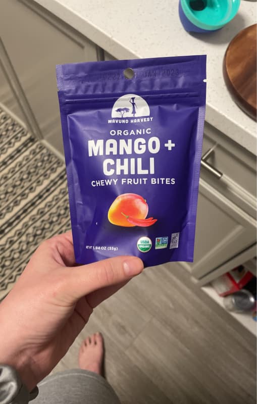 Mavuno Harvest Organic Mango + Chili Chewy Fruit Bites