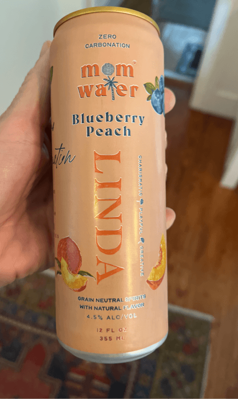 Mom Water Blueberry Peach Linda Vodka Water