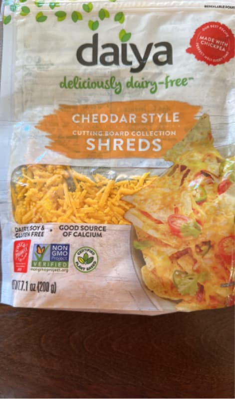 Daiya Cheddar Style Cutting Board Collection Shreds