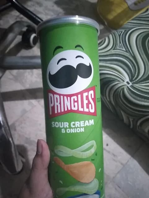 Pringles Sour Cream & Onion