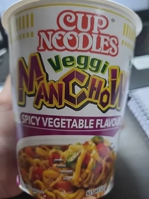 Veggi Manchow Cup Noodles Spicy Vegetable Flavour