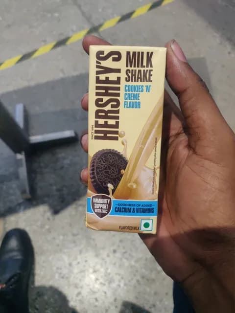 Hershey'S Milk Shake Cookies 'N' Creme Flavor