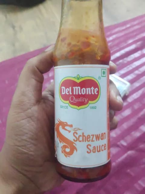 Del Monte Schezwan Sauce
