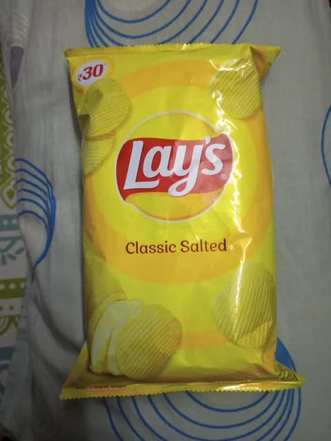 Lay'S Classic Salted Potato Chips