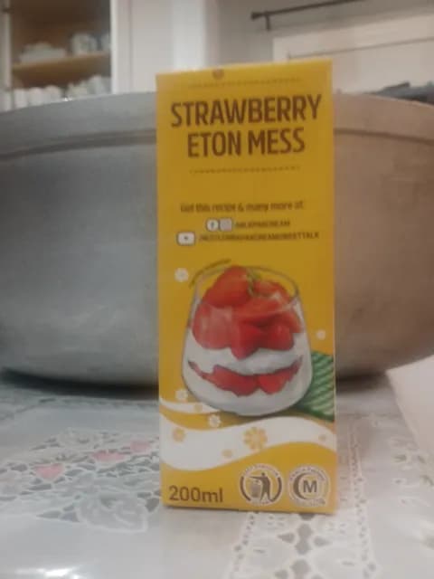 Strawberry Eton Mess