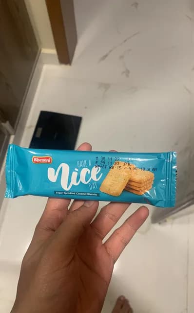 Bisconni Sugar Sprinkled Coconut Biscuits