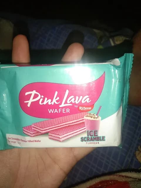 Richeese Pink Lava Ice Scramble Wafer