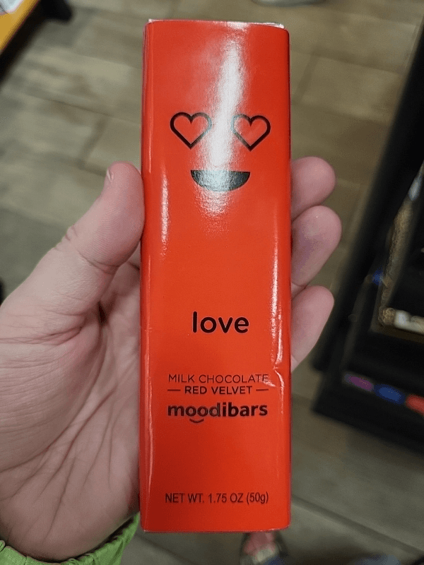 Moodibars Love Milk Chocolate Red Velvet Bar