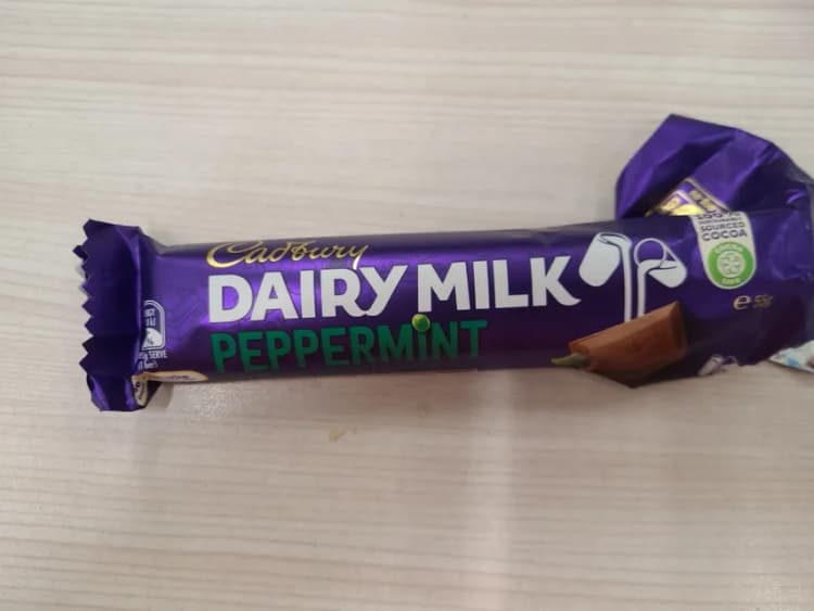Cadbury Dairy Milk Peppermint Bar