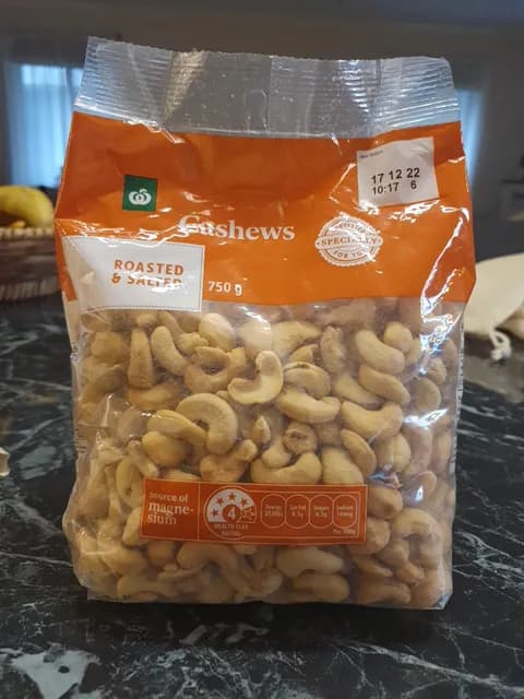 Woolworths Cashews Roasted & Salted