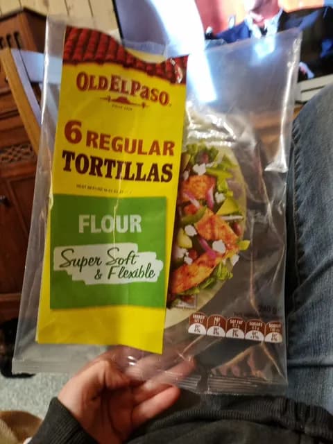 Old El Paso 6 Regular Tortillas Flour Super Soft & Flexible