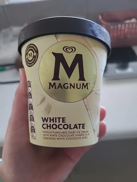 Magnum White Chocolate
