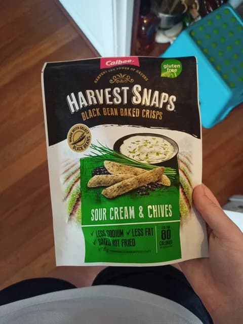 Calbee Harvest Snaps Sour Cream & Chives Black Bean Baked Crisps