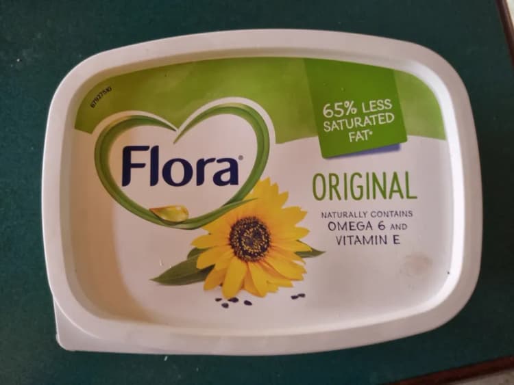 Flora Original Spread