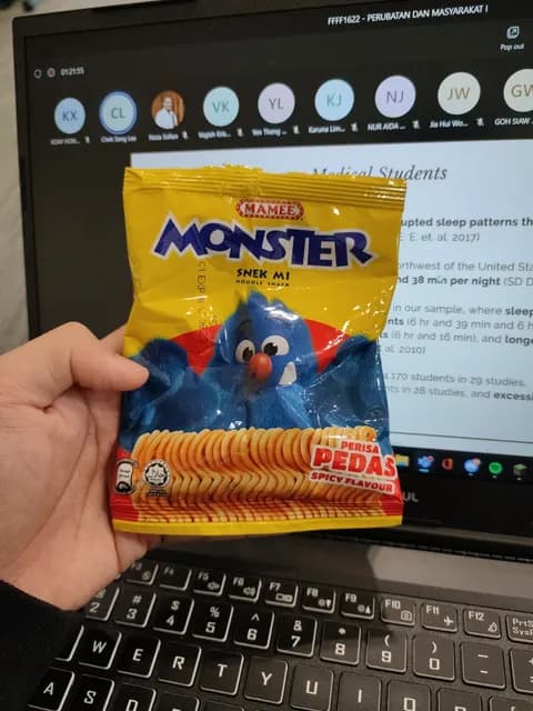 Mamee Monster Noodle Snack Spicy Flavor