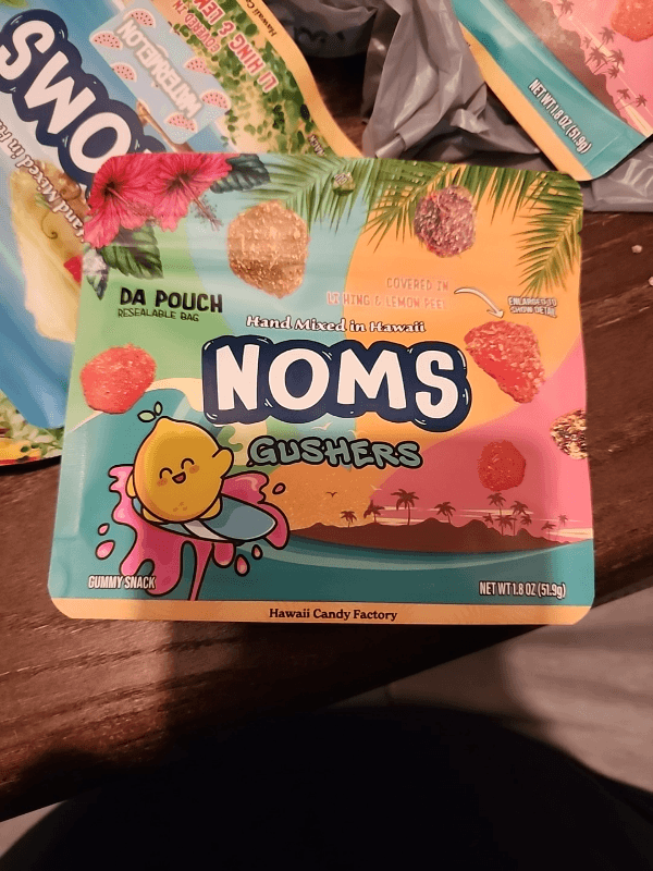 Hawaii Candy Factory Noms Gushers Gummy Snack