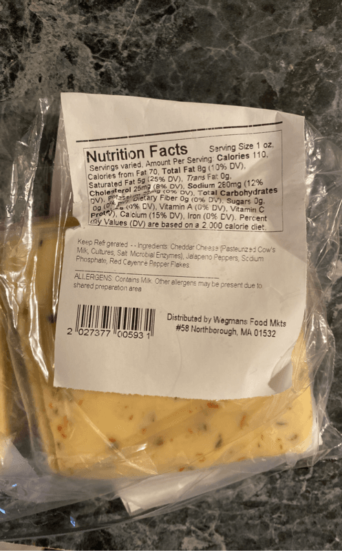 Wegmans Cheddar Cheese With Jalapeno & Cayenne Pepper