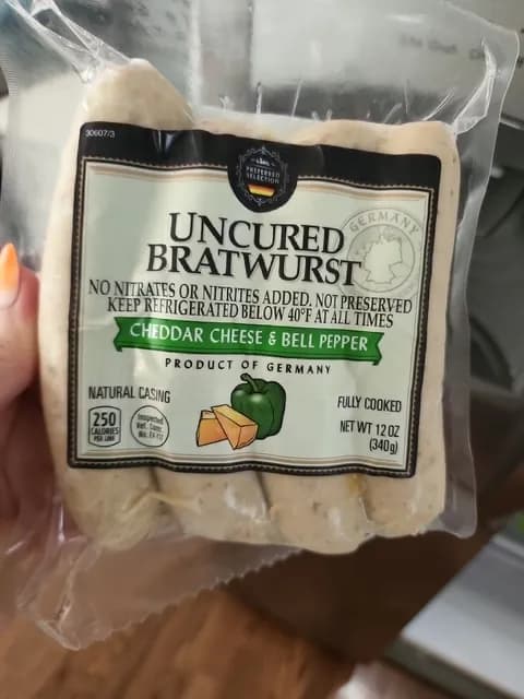 Lidl Preferred Selection Uncured Bratwurst Cheddar Cheese & Bell Pepper