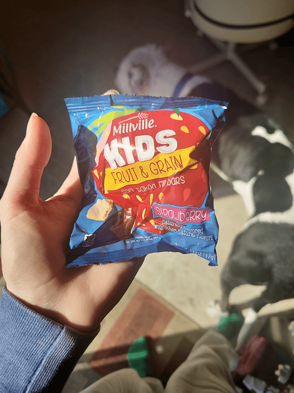 Millville Kids Fruit & Grain Soft Baked Mini Bars Strawberry