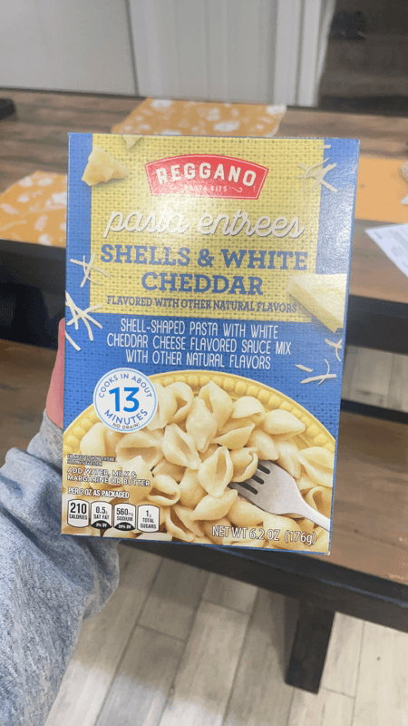 Reggano Pasta Entrees Shells & White Cheddar Shell-Shaped Pasta With White Cheddar Cheese Flavored Sauce Mix