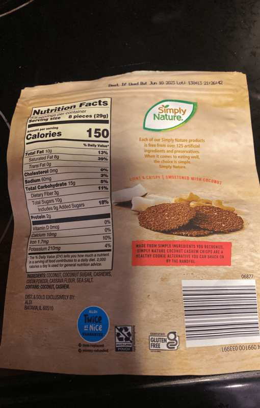 Simply Nature Coconut Cashew Crisps Chocolate