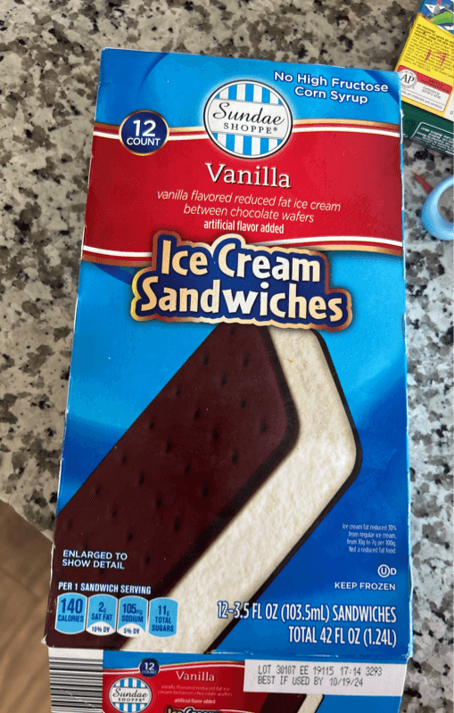 Sundae Shoppe Vanilla Ice Cream Sandwiches