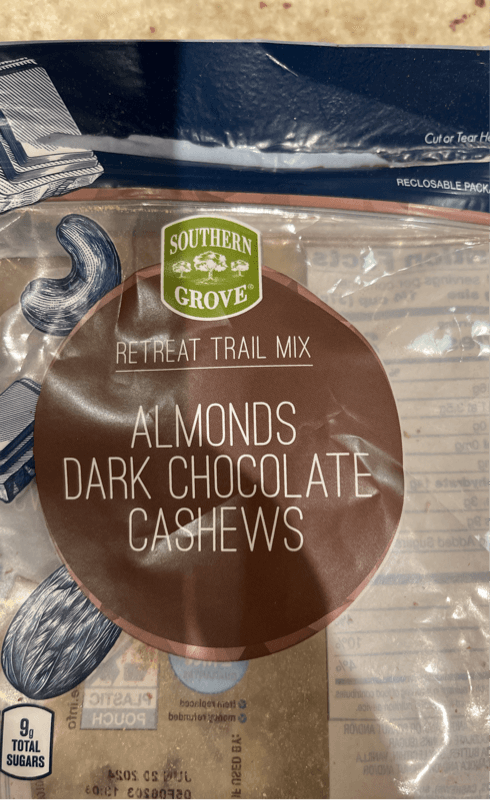 Southern Grove Retreat Trail Mix Almonds Dark Chocolate Cashews