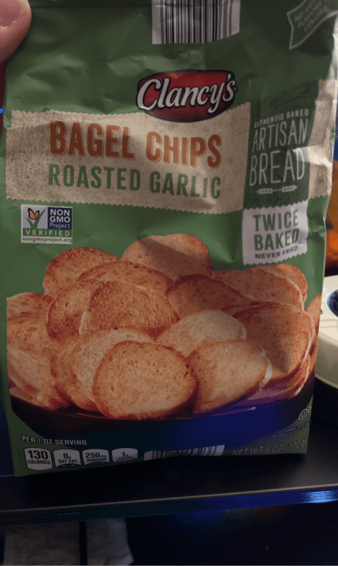 Clancy'S Roasted Garlic Bagel Chips