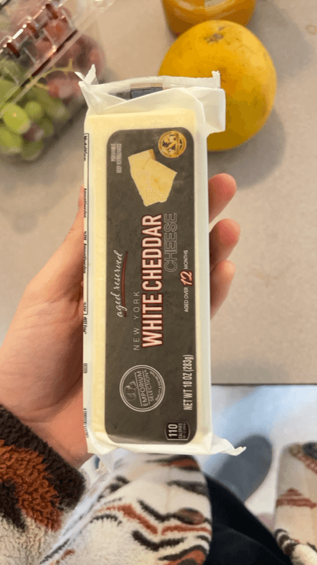 Emporium Selection New York White Cheddar Cheese