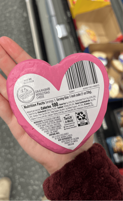 Emporium Selection Gin & Rhubarb Wensleydale Cheese