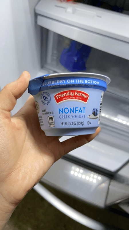 Aldi Friendly Farms Blueberry On The Bottom Nonfat Greek Yogurt