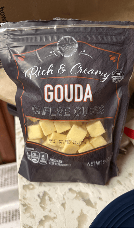 Emporium Selection Rich & Creamy Gouda Cheese Cubes