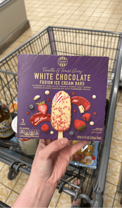 Aldi Sundae Shoppe Vanilla & Forest Berry White Chocolate Fusion Ice Cream Bars