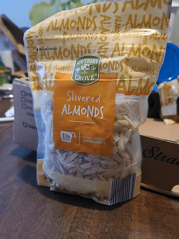 Southern Grove Slivered Almonds