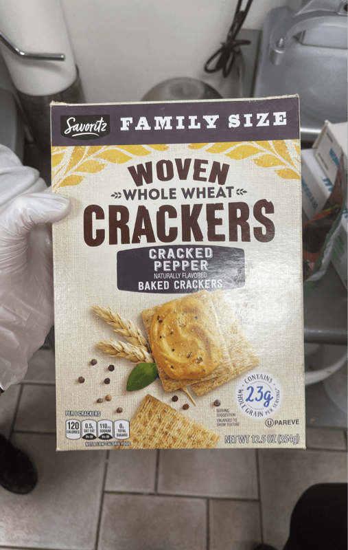 Savoritz Woven Whole Wheat Crackers Cracked Pepper