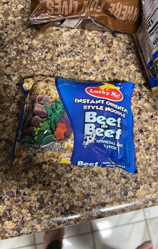 Lucky Me Instant Oriental Style Noodle Beef Flavor
