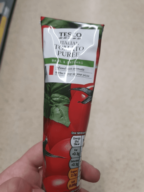 Tesco Italian Tomato Puree Basil & Oregano